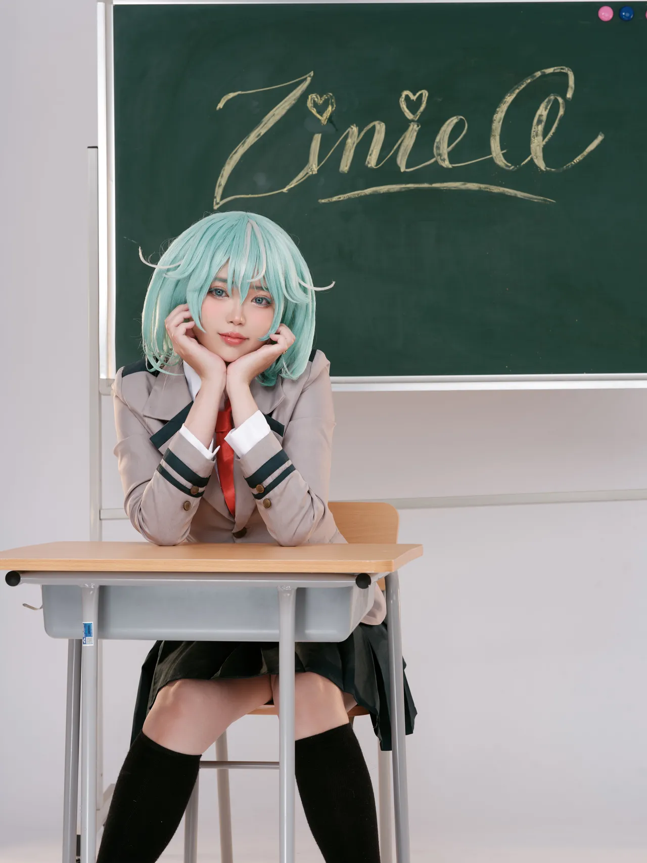 ZinieQ - Toru Hagakure-erohere3.webp