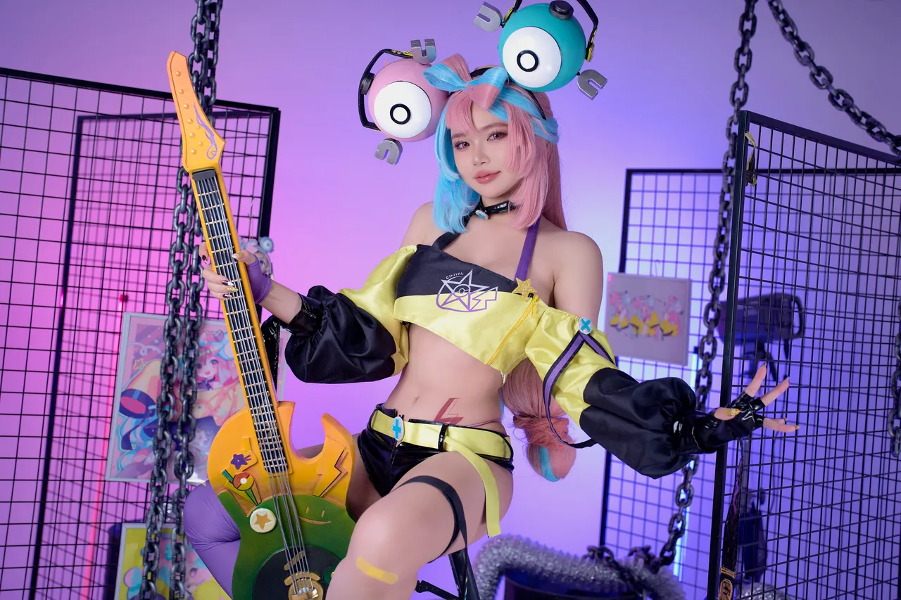 Zinieq - Iono Rocker-erohere4.webp