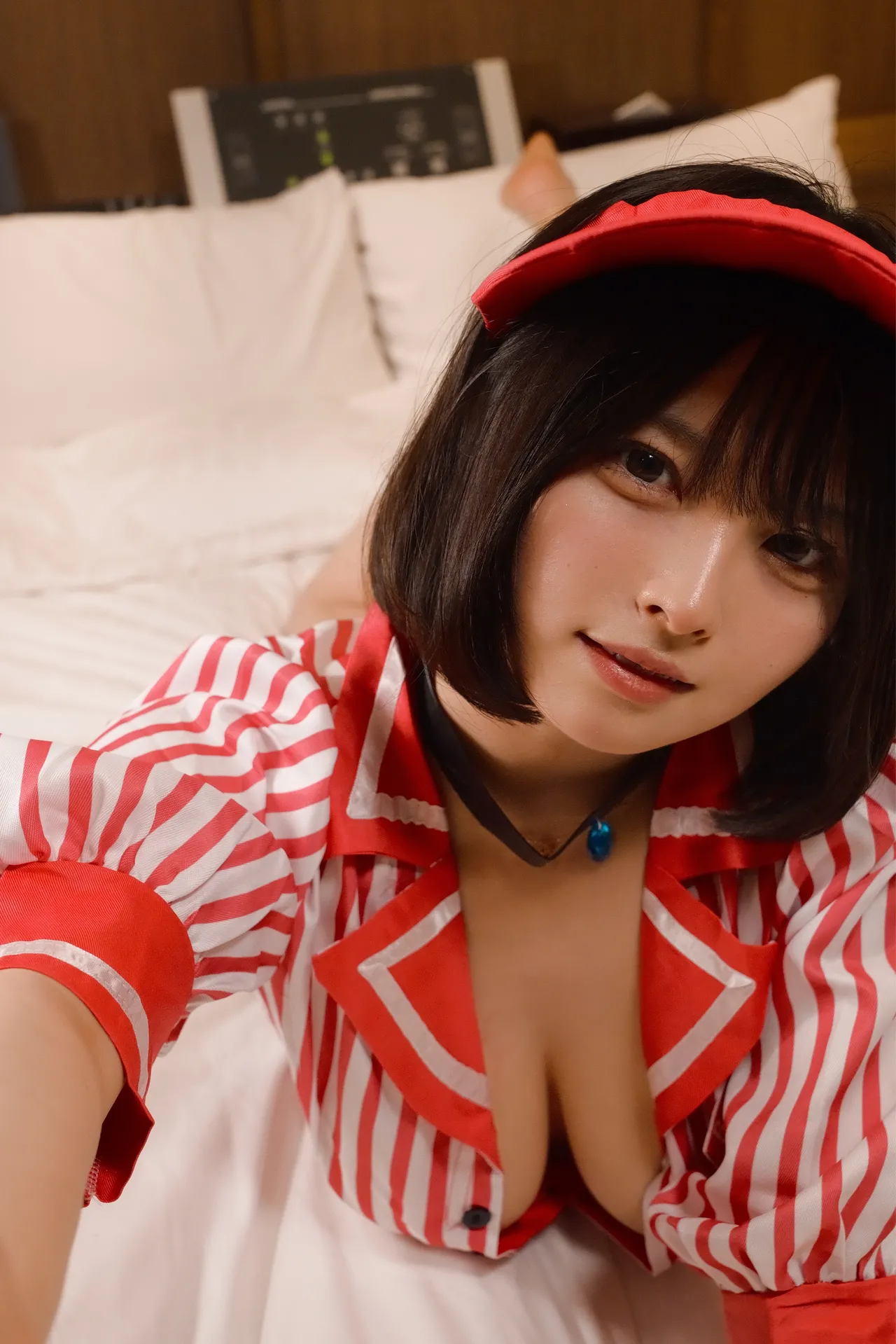 fuwa_nyan - Marin Kitagawa Waitress Sono Bisque Doll Wa Koi O Suru-erohere39.webp