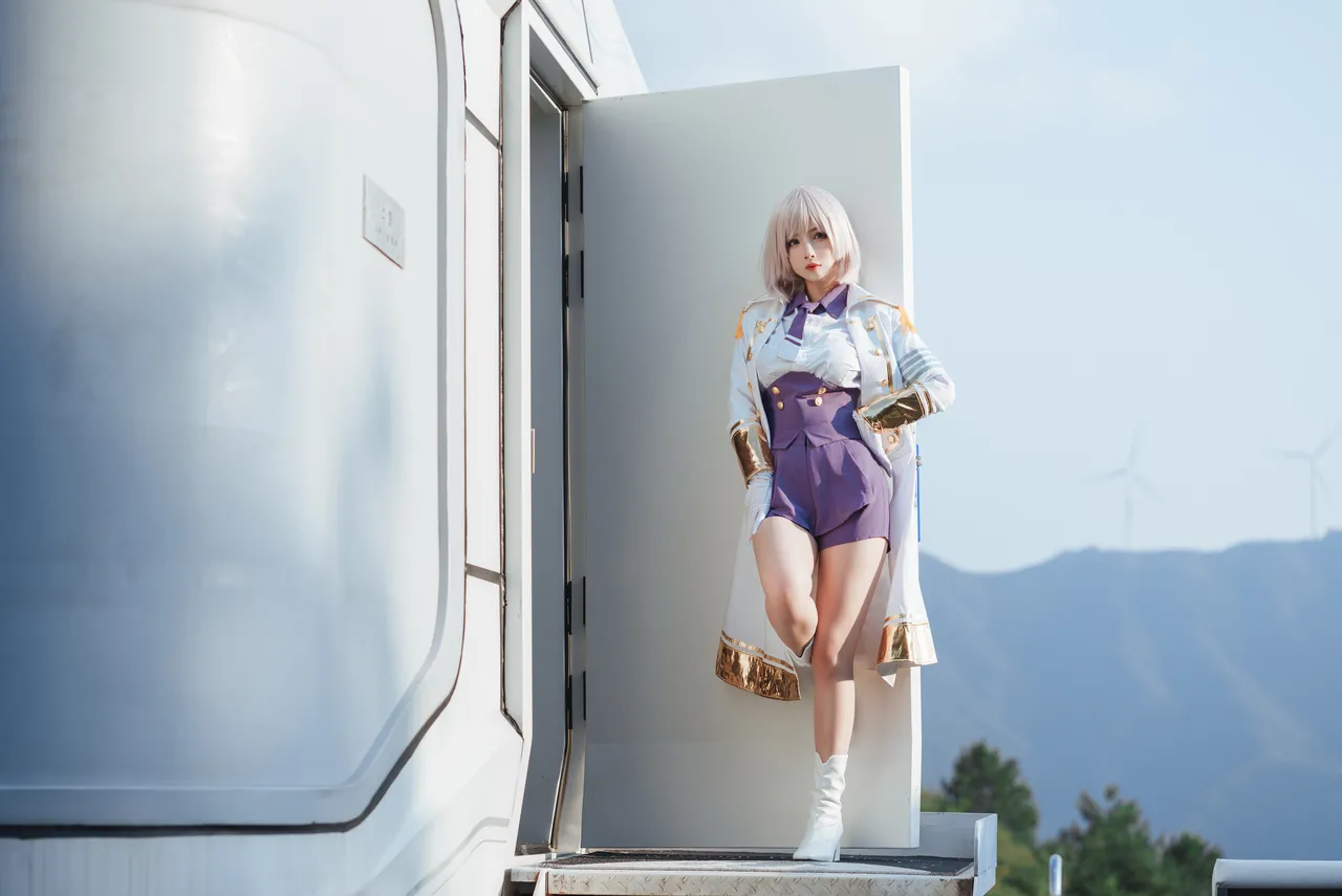 rioko凉凉子 - 电光机王 貉-erohere24.webp