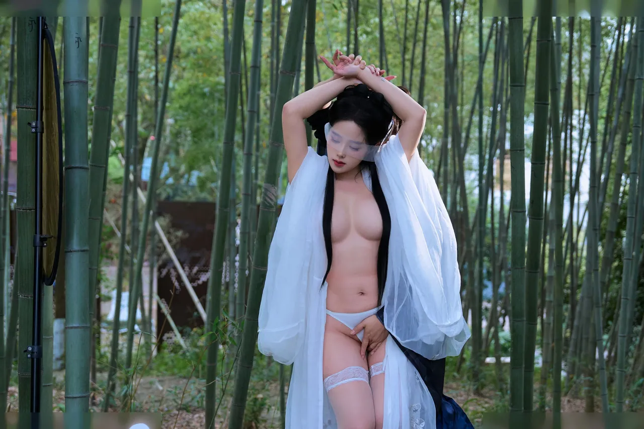 titi cosplay-小龙女-erohere27.webp
