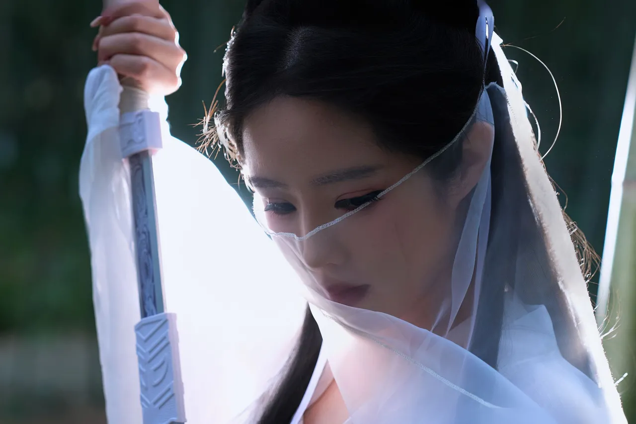 titi cosplay-小龙女-erohere9.webp