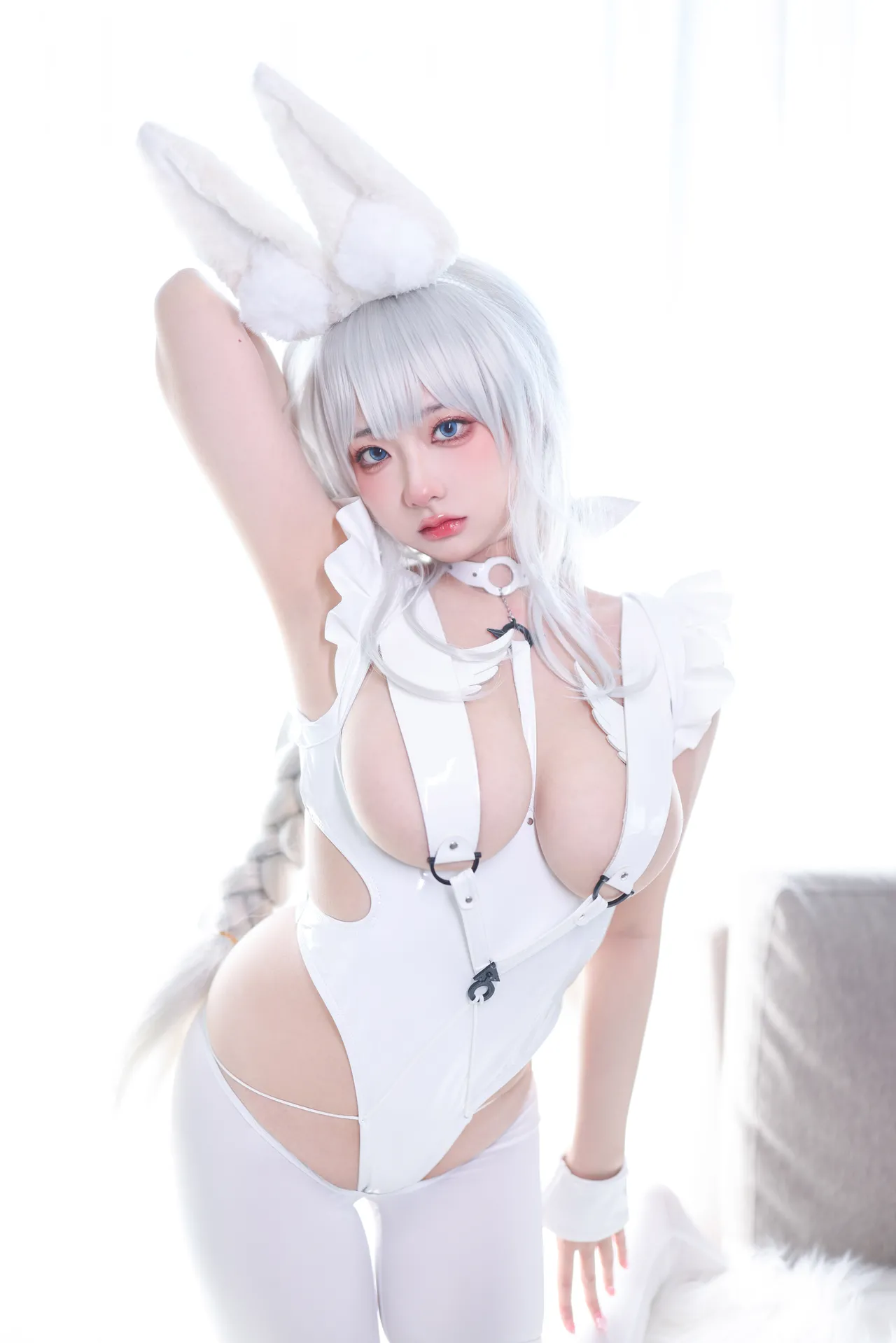 wendydydydy_酱油 恶毒 - 懒懒的白兔-erohere7.webp